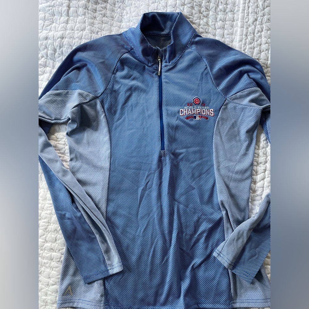 Cubs World Series Champions Quarter Zip NWOT